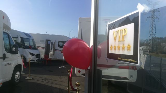 AUTOSTAR EN VIP CHEZ BONJOUR CARAVANING 56