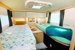 Camping-car twin beds